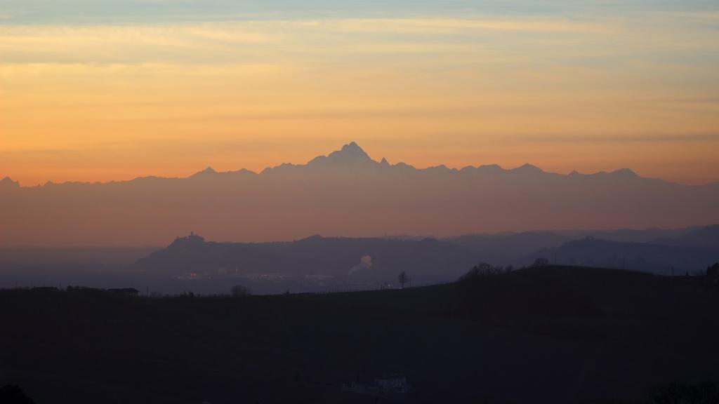 Villa Barbero Alba Langhe Mango Екстер'єр фото