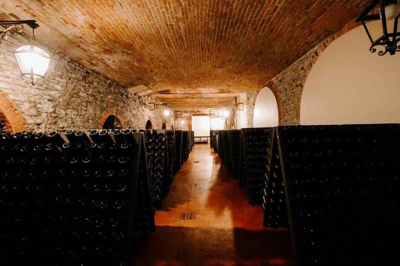 Villa Barbero Alba Langhe Mango Екстер'єр фото